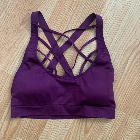 Victoria’s Secret Victoria SPORT Bra Criss Cross Straps Purple Size M NWOT - Picture 1 of 6